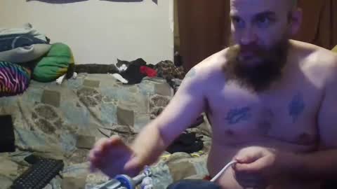 Alaskawildcouple online show from 4, 12, 2024