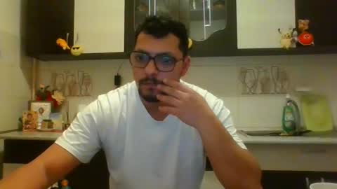 Snapshot of couple_p3rf3ct chatting on 12, 1, 2025 couple_p3rf3ct online show from 12, 1, 2025