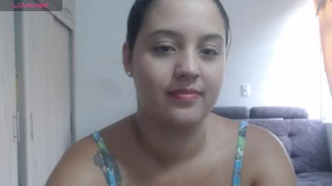  ALEJANDRO Y EMILY  online show from 28, 11, 2025