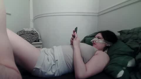 Snapshot of coupleforyou23 chatting on 17, 12, 2024 coupleforyou23 online show from 17, 12, 2024