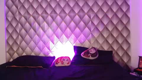 Couplelatin online show from 17, 1, 2026