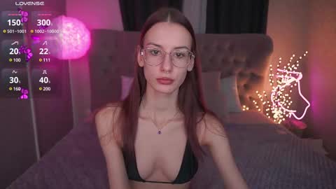 cozymell online show from 1, 3, 2025