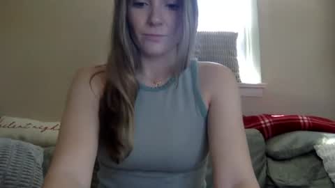 Snapshot of cplsthrpy chatting on 6, 4, 2026 cplsthrpy online show from 6, 4, 2026