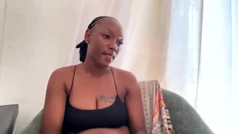 Snapshot of crave_meslowly chatting on 15, 5, 2026 Taliee online show from 15, 5, 2026