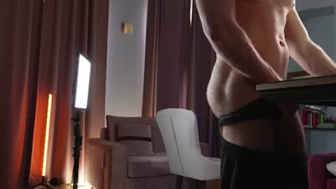 Snapshot of cravelorenzo chatting on 29, 6, 2026 CraveLorenzo online show from 29, 6, 2026