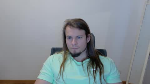 Snapshot of crazyangel8 chatting on 4, 2, 2025 crazyangel8 online show from 4, 2, 2025