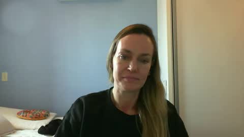 Anny online show from 13, 10, 2025