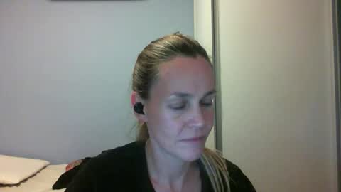 Anny online show from 20, 10, 2025