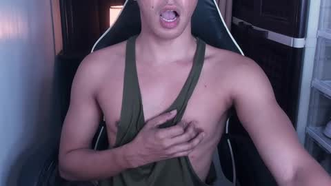 Snapshot of crazyasiancum chatting on 31, 1, 2025 Zion online show from 31, 1, 2025