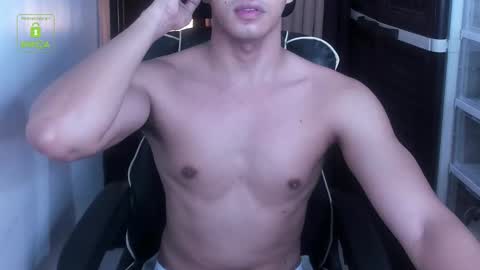 Snapshot of crazyasiancum chatting on 13, 9, 2025 Zion online show from 13, 9, 2025