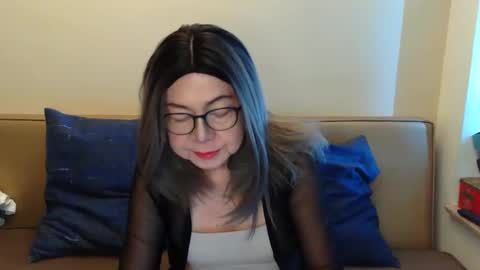 Kelly   online show from 5, 6, 2026
