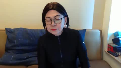 Kelly   online show from 6, 6, 2026