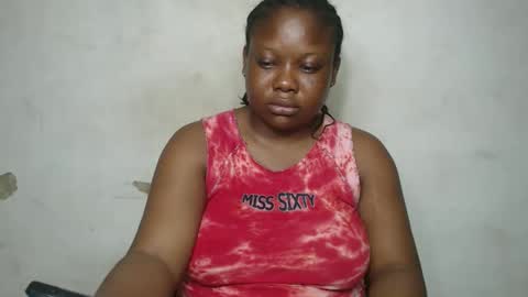 Snapshot of crazyslut17 chatting on 10, 9, 2025 crazyslut17 online show from 10, 9, 2025