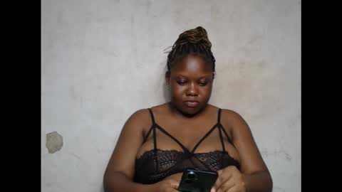 Snapshot of crazyslut17 chatting on 13, 10, 2025 crazyslut17 online show from 13, 10, 2025