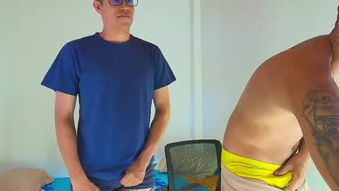 Snapshot of crazyybull chatting on 7, 4, 2026 Bull online show from 7, 4, 2026