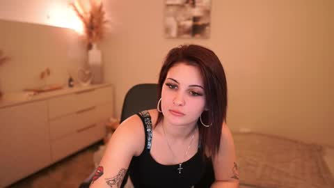 Snapshot of creambaby18 chatting on 1, 3, 2026 creambaby18 online show from 1, 3, 2026