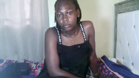 Snapshot of creamybabes0 chatting on 3, 11, 2025 creamybabes0 online show from 3, 11, 2025