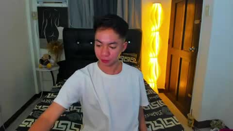 Snapshot of creamycummatthew chatting on 27, 6, 2026 MATT online show from 27, 6, 2026