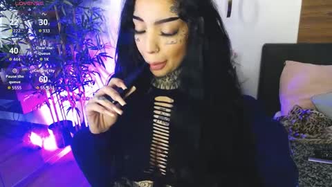 Sophie online show from 5, 4, 2026