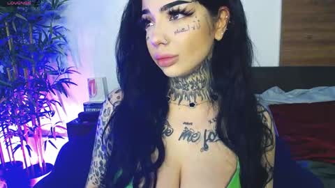 Sophie online show from 12, 4, 2026