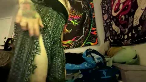 creamykellz online show from 12, 10, 2025