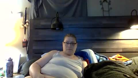 Snapshot of creamymadona chatting on 18, 1, 2026 Heather online show from 18, 1, 2026