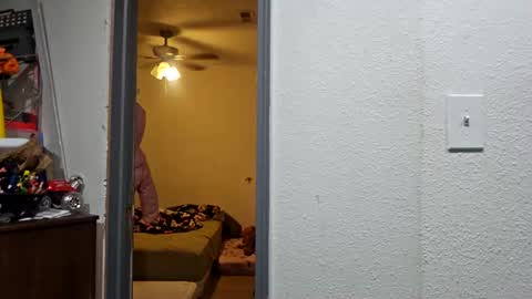 Snapshot of creamymilf11 chatting on 18, 9, 2025 creamymilf11 online show from 18, 9, 2025