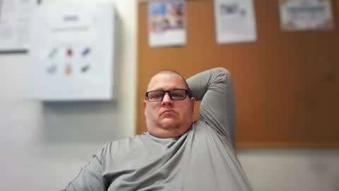 The hopeless romantic online show from 8, 2, 2026