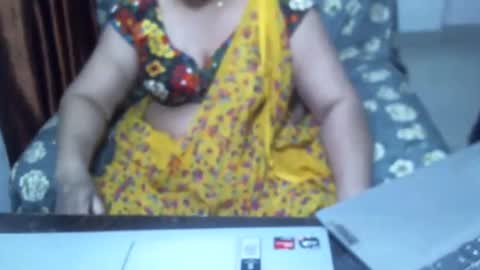 Snapshot of crezybhabihot chatting on 25, 1, 2025 Sonika69 online show from 25, 1, 2025