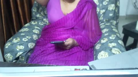 Snapshot of crezybhabihot chatting on 31, 1, 2025 Sonika69 online show from 31, 1, 2025