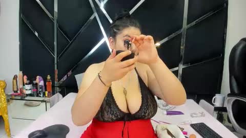 Snapshot of criistaal__ chatting on 23, 5, 2026 Criistaal online show from 23, 5, 2026