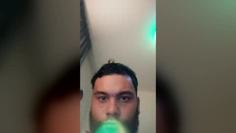 crimikeanu23 online show from 30, 7, 2026