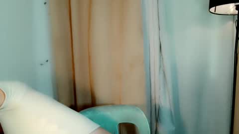 Snapshot of cris_slut08 chatting on 23, 9, 2025 my beautiful cris online show from 23, 9, 2025