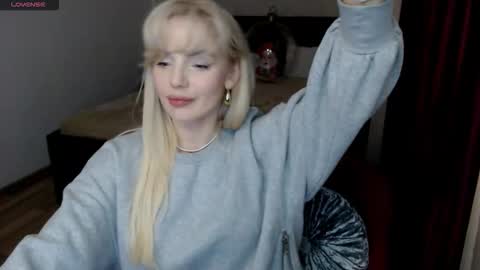 cris_tinne online show from 18, 12, 2025