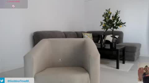 Snapshot of cris_tinne chatting on 25, 4, 2026 cris_tinne online show from 25, 4, 2026