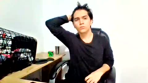 Snapshot of crisexy3 chatting on 4, 7, 2026 crisexy3 online show from 4, 7, 2026