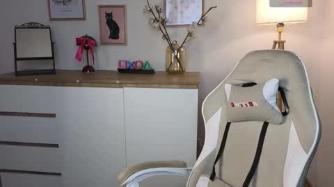 Snapshot of crisp1n chatting on 3, 2, 2026 Chris online show from 3, 2, 2026