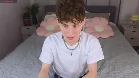 Snapshot of crisp1n chatting on 9, 2, 2026 Chris online show from 9, 2, 2026