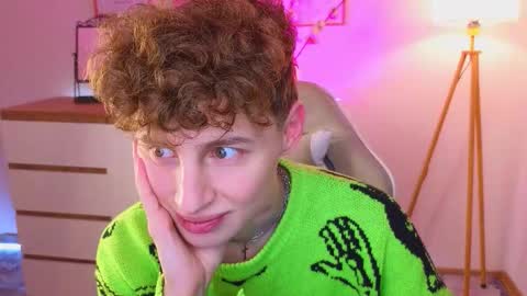 Snapshot of crisp1n chatting on 21, 2, 2026 Chris online show from 21, 2, 2026