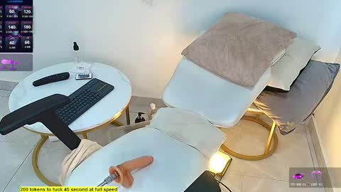  Criss Evans  online show from 24, 9, 2025