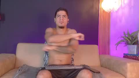 Snapshot of criss_hardcock_ chatting on 9, 7, 2026 criss_hardcock_ online show from 9, 7, 2026