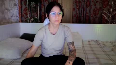 crissy_love online show from 20, 9, 2025