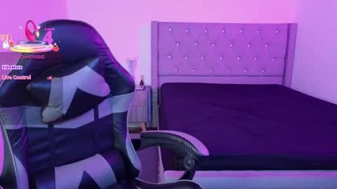 Snapshot of cristal_hilton_10 chatting on 9, 1, 2026 Alejandra from Wednesday to Saturday from 1000 pm to 400 am Colombian hour online show from 9, 1, 2026