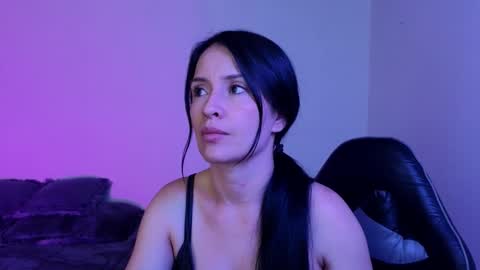 Snapshot of cristal_hilton_10 chatting on 19, 1, 2026 Alejandra from Wednesday to Saturday from 1000 pm to 400 am Colombian hour online show from 19, 1, 2026