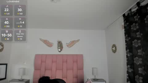 Snapshot of cristalmunez chatting on 17, 1, 2025 cristal online show from 17, 1, 2025