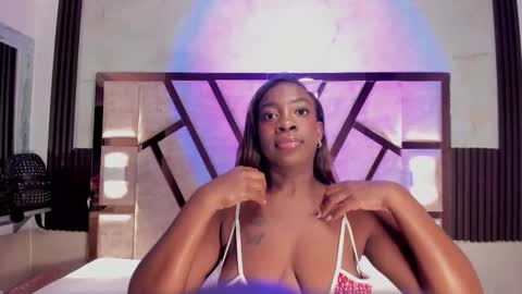 Snapshot of cristhinbrown chatting on 24, 3, 2026 cristin online show from 24, 3, 2026