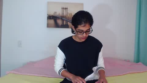 Snapshot of cristian_suarezz chatting on 5, 12, 2024 online show from 5, 12, 2024