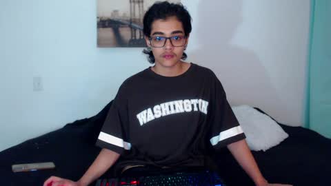 Snapshot of cristian_suarezz chatting on 13, 12, 2024 online show from 13, 12, 2024