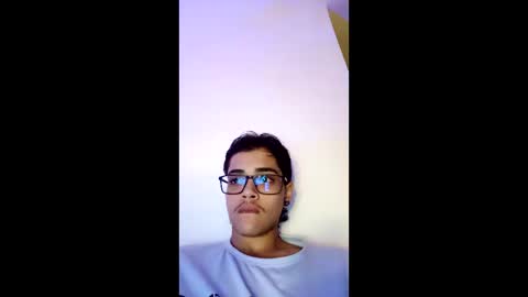 Snapshot of cristian_suarezz chatting on 6, 1, 2025 online show from 6, 1, 2025