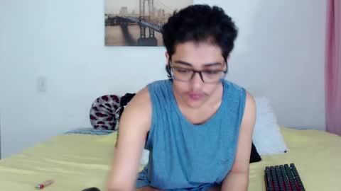 Snapshot of cristian_suarezz chatting on 25, 1, 2025 online show from 25, 1, 2025